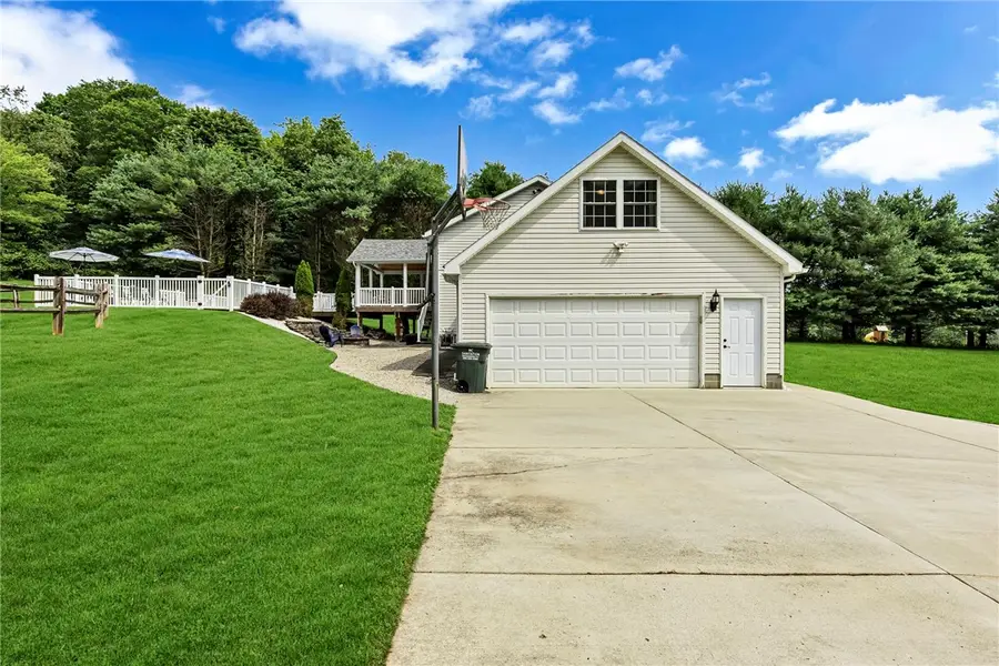 358 Mack Hollow Rd, Georgetown, PA 15043 - #2