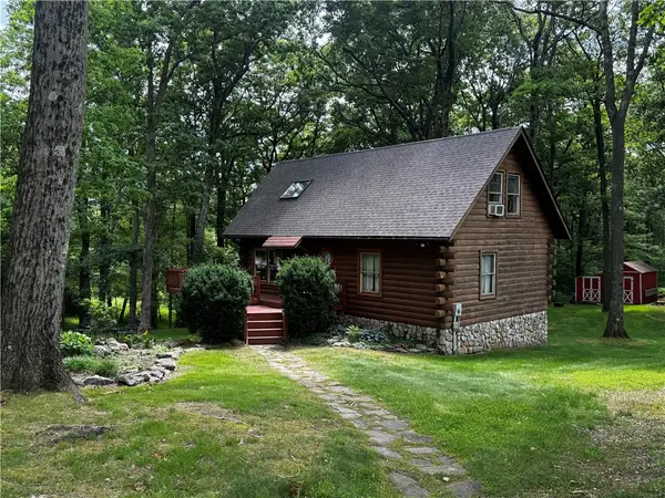 215 Jumonville Rd, Hopwood, PA 15445