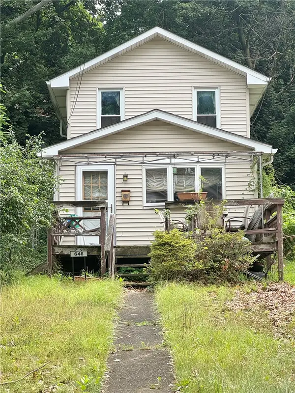 646 6th St, Oakmont, PA 15139