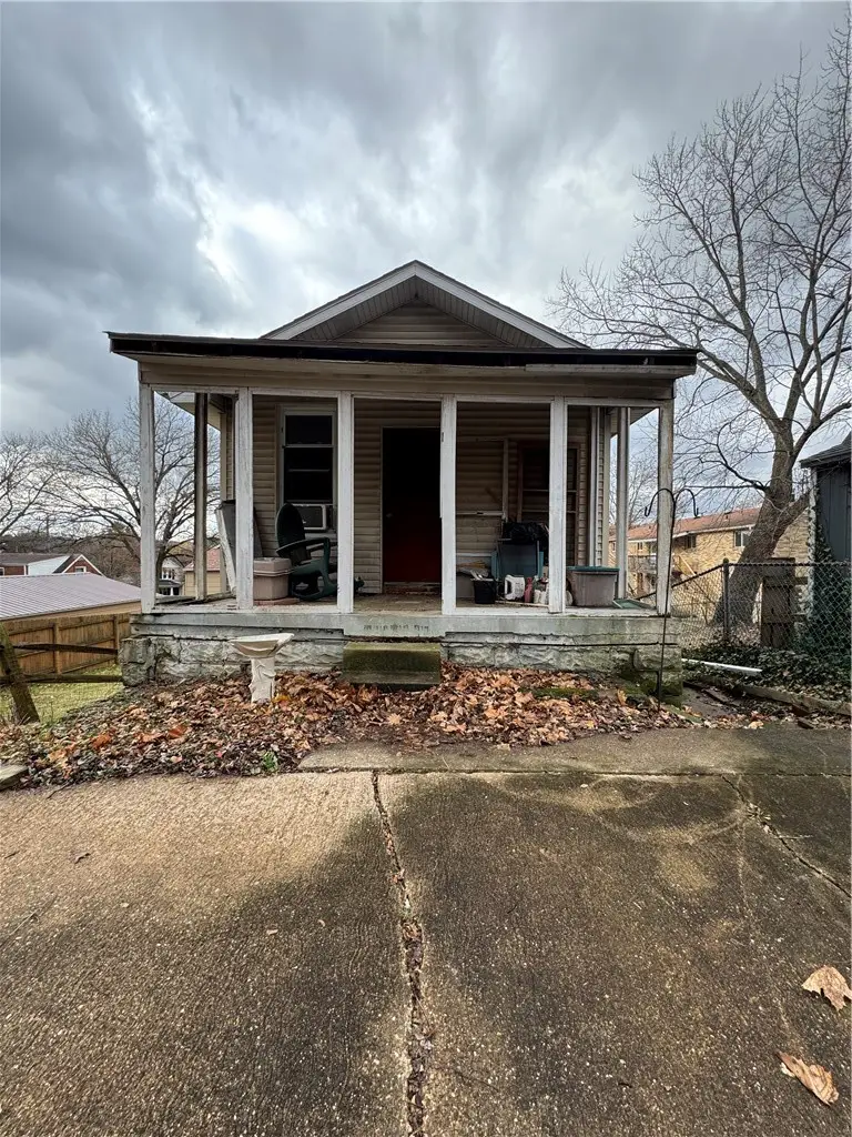 646 6th St, Oakmont, PA 15139 - #2
