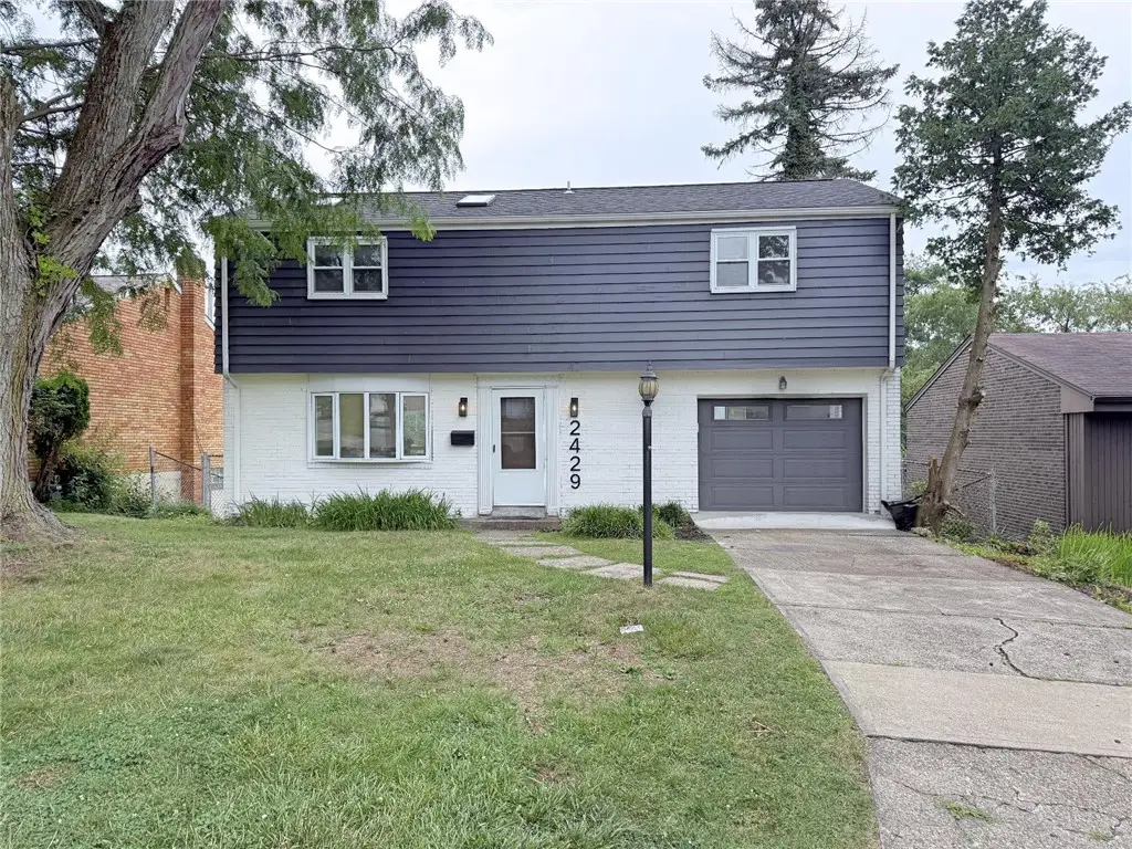 2429 Rose Garden Rd, Pittsburgh, PA 15220 - #1