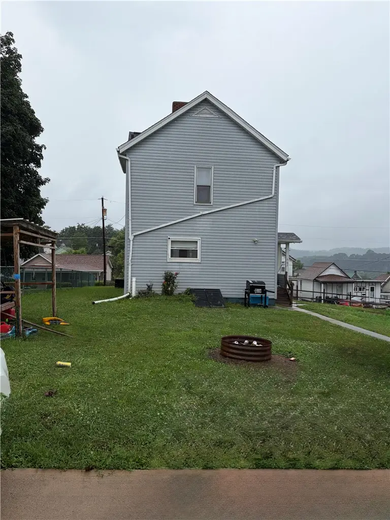 662 High St, California, PA 15419 - #3