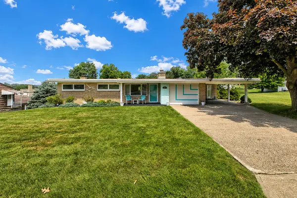 27 Dolly Avenue, Jeannette, PA 15644
