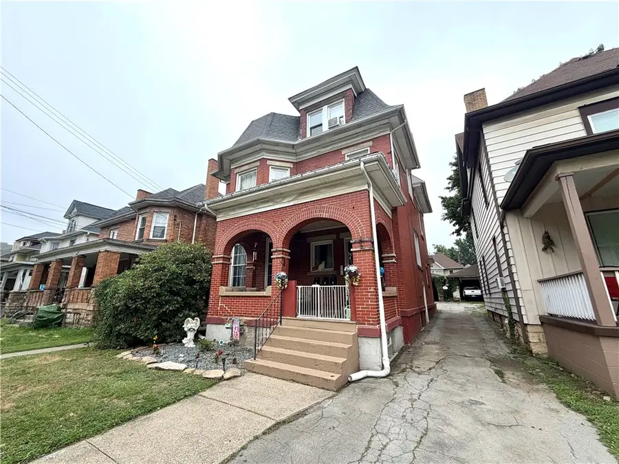 311 Boyles Ave, New Castle, PA 16101 - #3