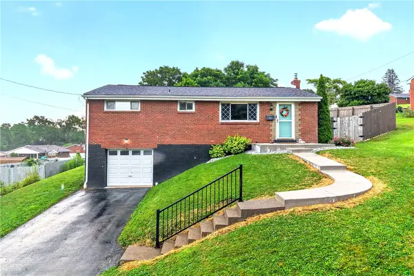 12 Corbett Ave, Irwin, PA 15642