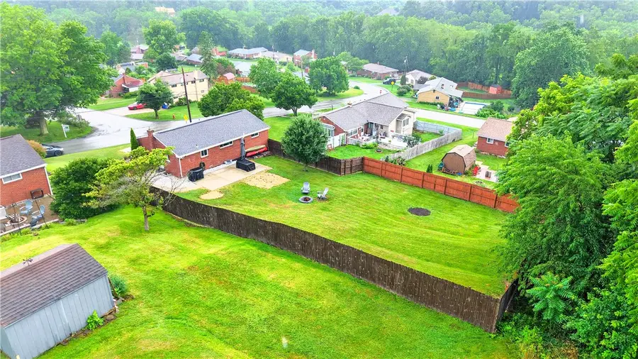 12 Corbett Ave, Irwin, PA 15642 - #2