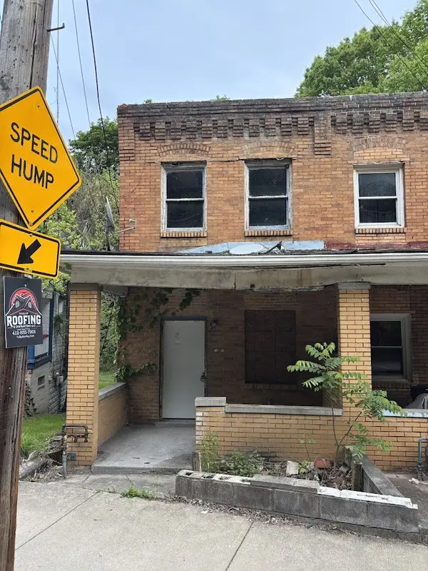 1101 Woods Run Ave, Pittsburgh, PA 15212