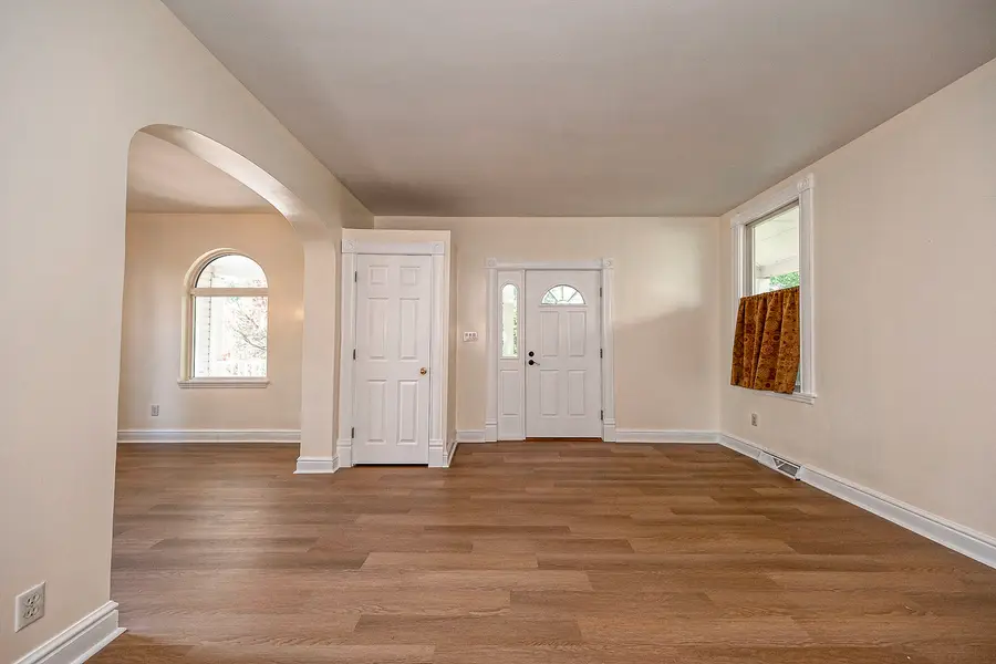 360 California Avenue, Oakmont, PA 15139 - #2