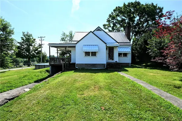 120 Reed Avenue, Belle Vernon, PA 15012