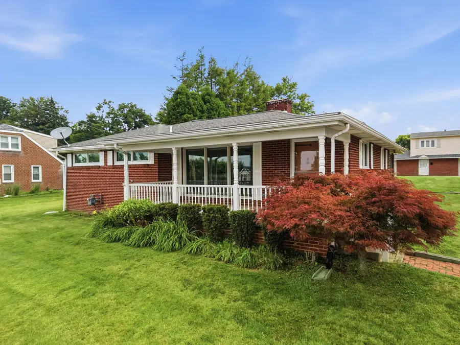 2913 Conway Wallrose Road, Baden, PA 15005 - #2