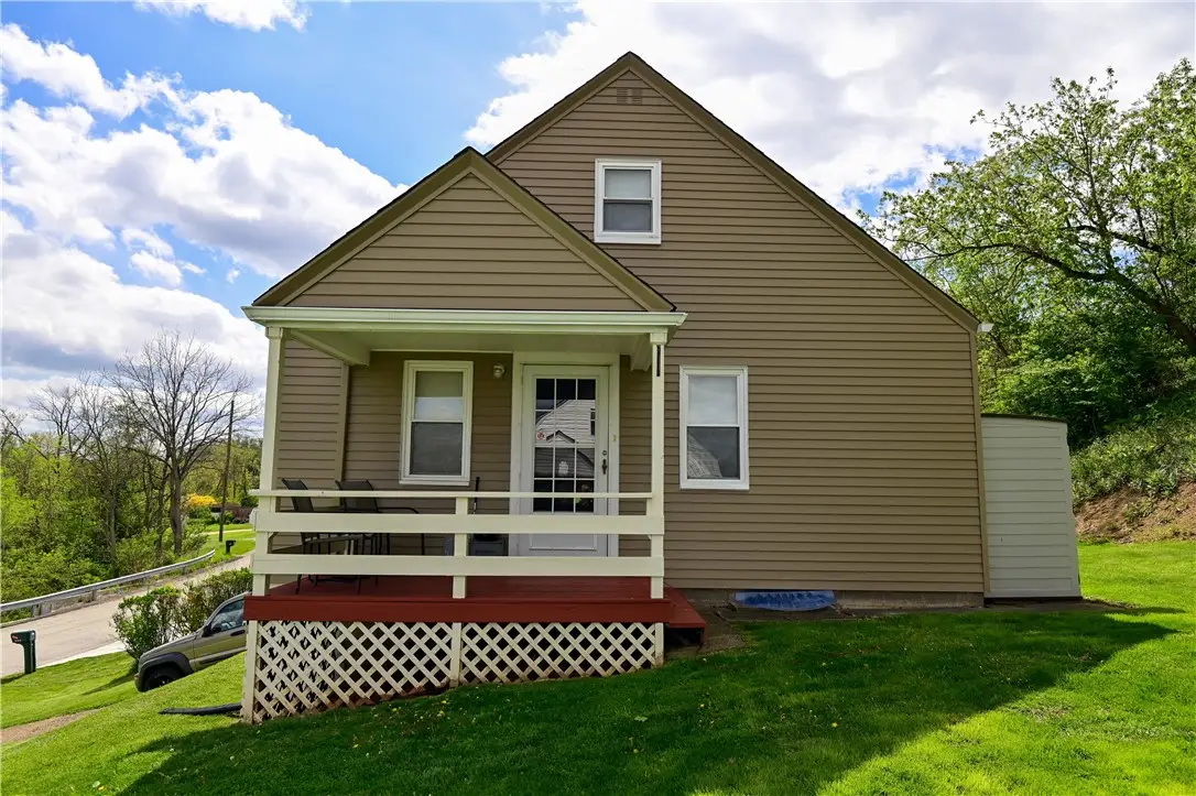 3194 Ridgeway Dr, South Park, PA 15129 - #1
