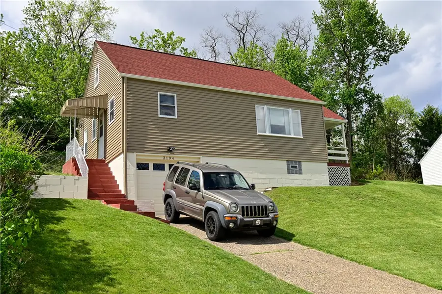 3194 Ridgeway Dr, South Park, PA 15129 - #3