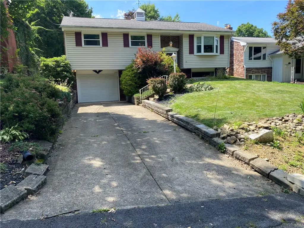 1617 Fairmont St., New Kensington, PA 15068 - #1