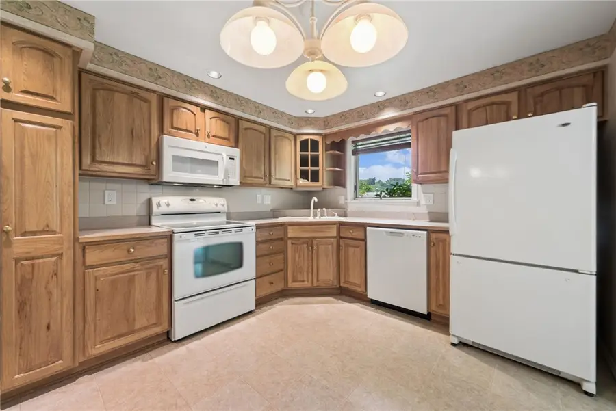 103 Jeanine Ct, Trafford, PA 15085 - #2