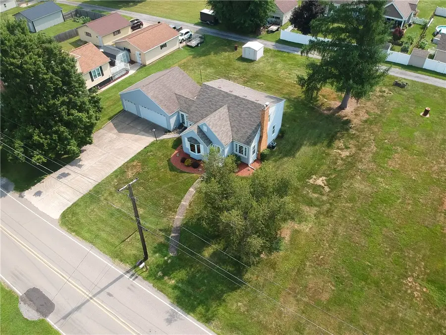 116 Golf Ave, Ellwood City, PA 16117 - #2