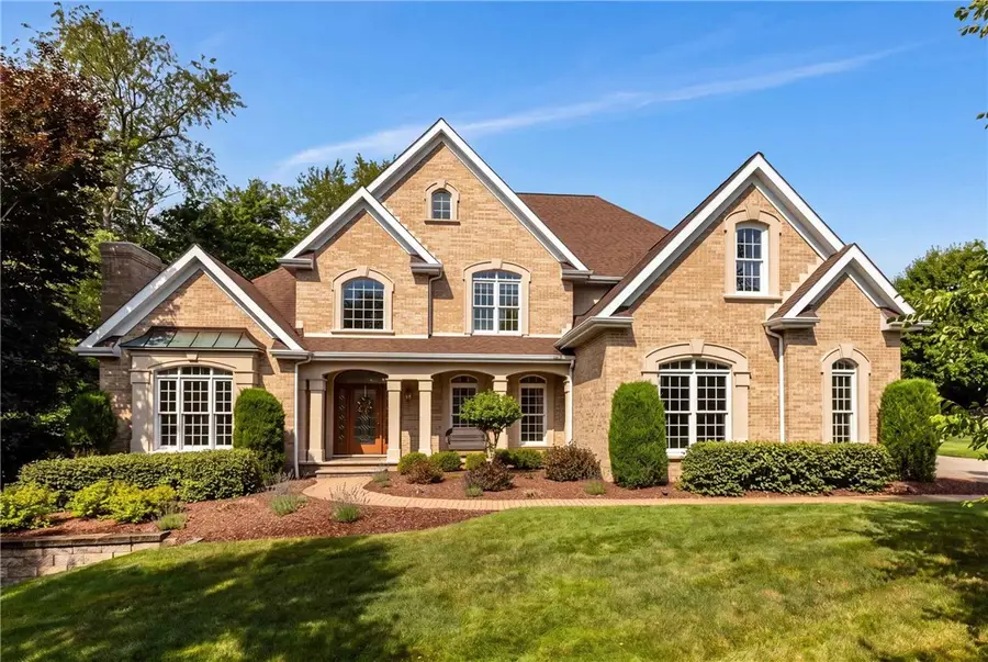 204 Saint Ives, Zelienople, PA 16063 - #2