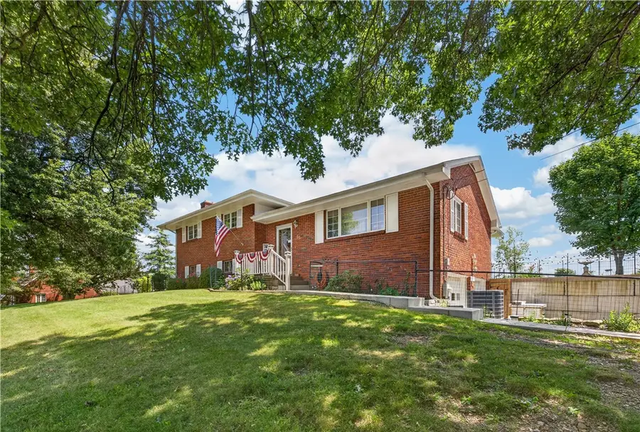 38 Highland Ave, West Alexander, PA 15376 - #2
