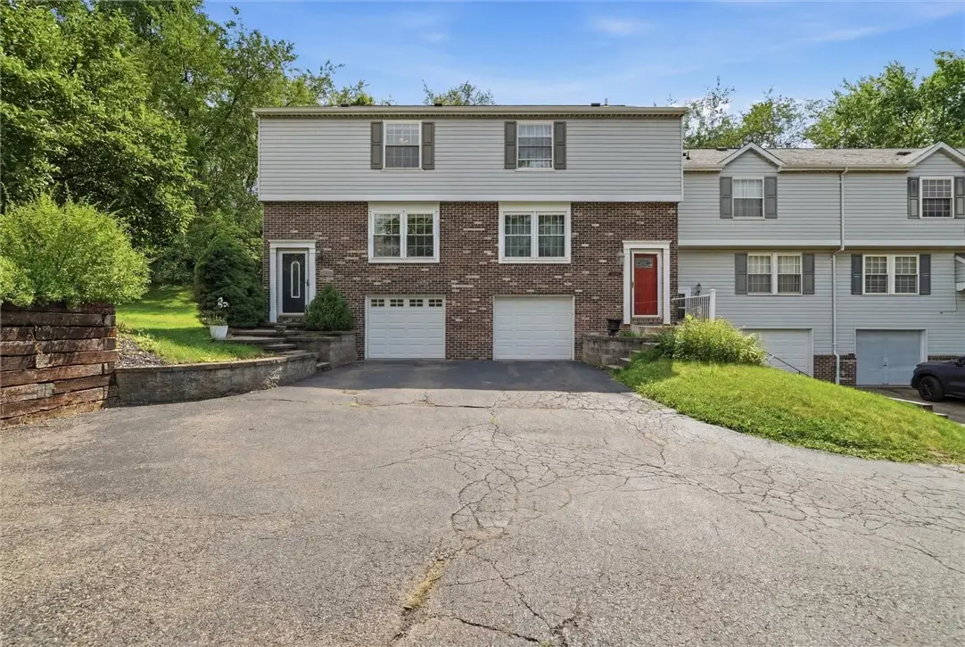 5081 Empire Dr, Bridgeville, PA 15017 - #1
