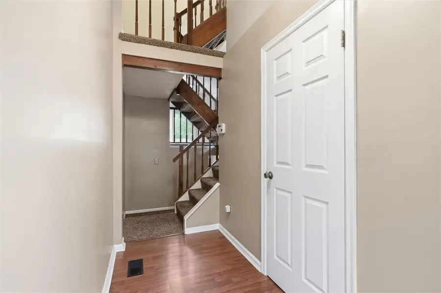 5081 Empire Dr, Bridgeville, PA 15017 - #2