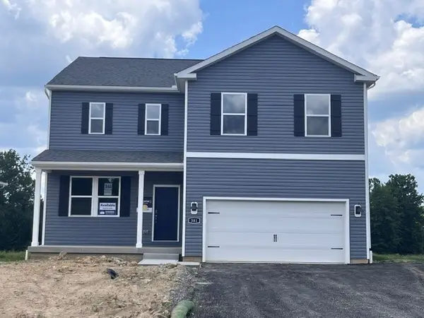 381 Leslie Farms Dr, Evans City, PA 16033