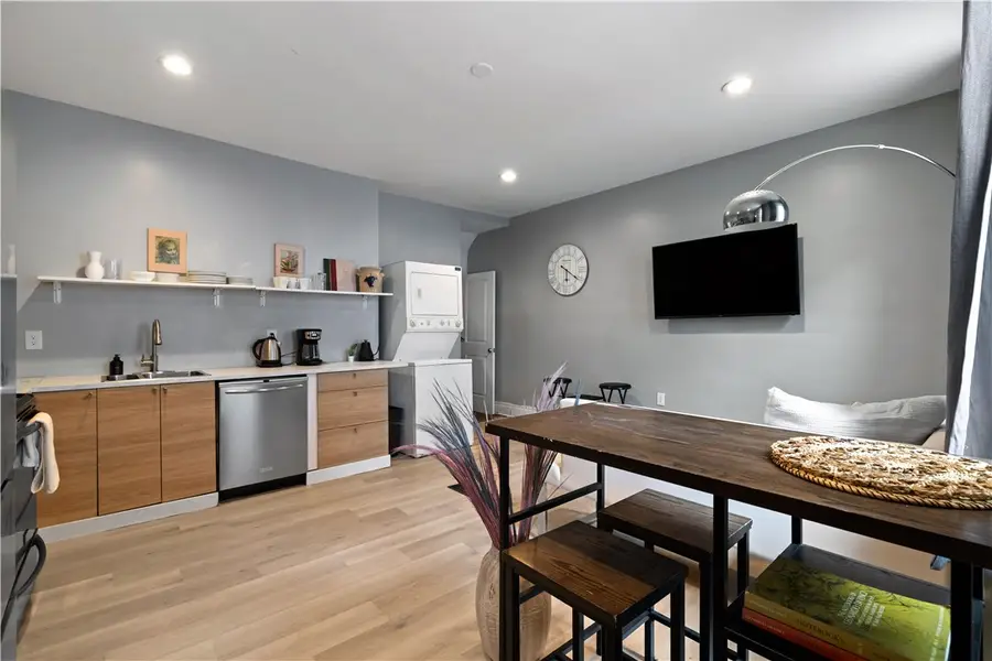 2129 Straubs Ln, Pittsburgh, PA 15212 - #3