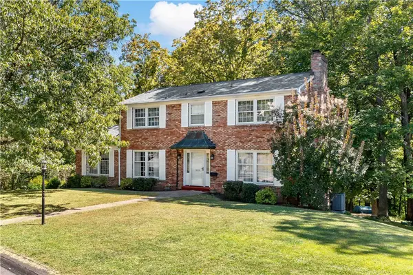 3505 Meadow Gate Dr, Murrysville, PA 15668