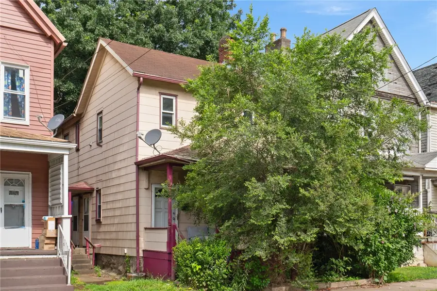 525 Larimer Ave, Turtle Creek, PA 15145 - #2