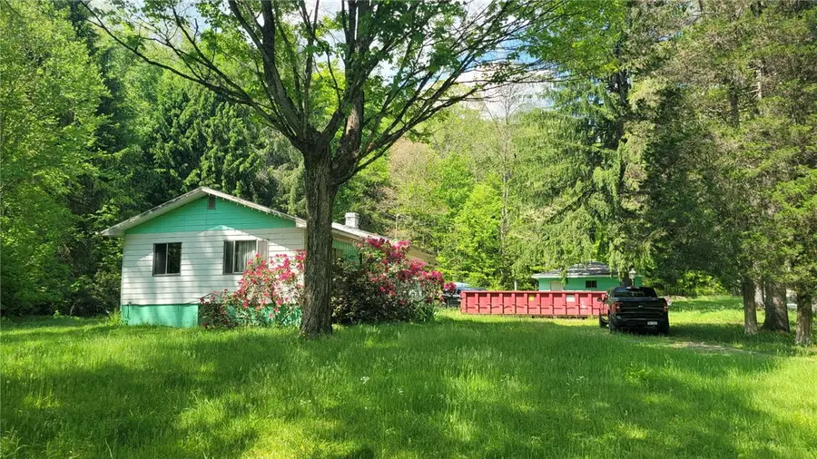 190-192 Hawkins Hollow Rd, Connellsville, PA 15425 - #2