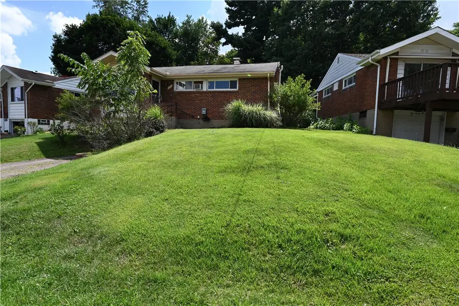 133 Windsor Dr, Pittsburgh, PA 15235 - #2