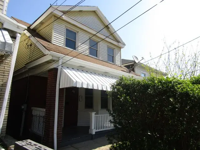 327 Quincy Ave, Pittsburgh, PA 15210 - #2