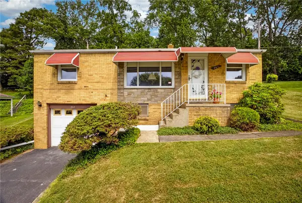 265 Bost Dr, West Mifflin, PA 15122