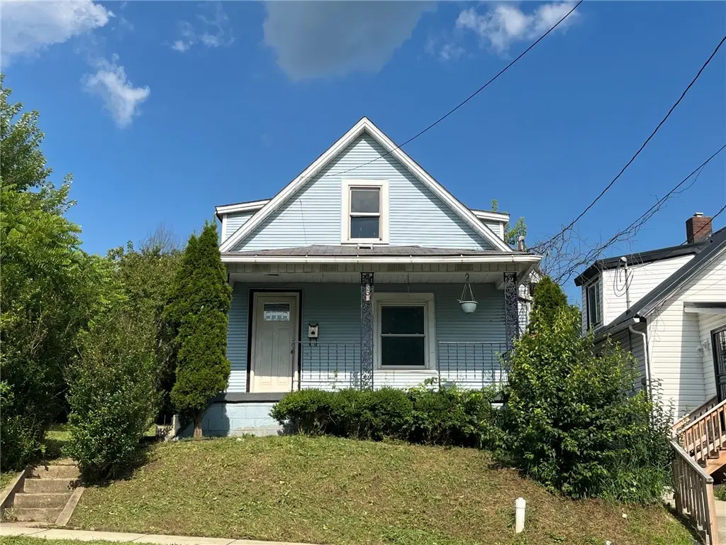 255 Hamilton Ave, Farrell, PA 16121 - #1