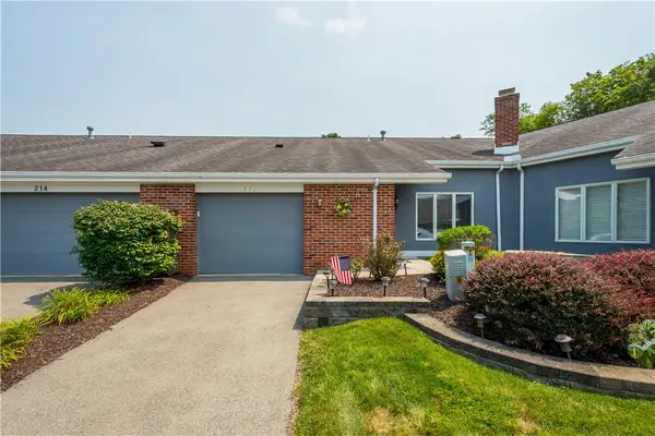 212 Queens Ct, Canonsburg, PA 15317