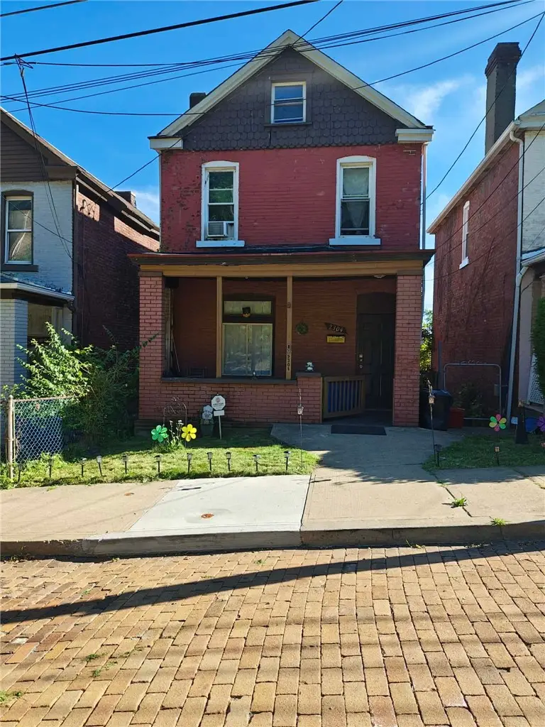 2304 Milligan Ave, Pittsburgh, PA 15218 - #1
