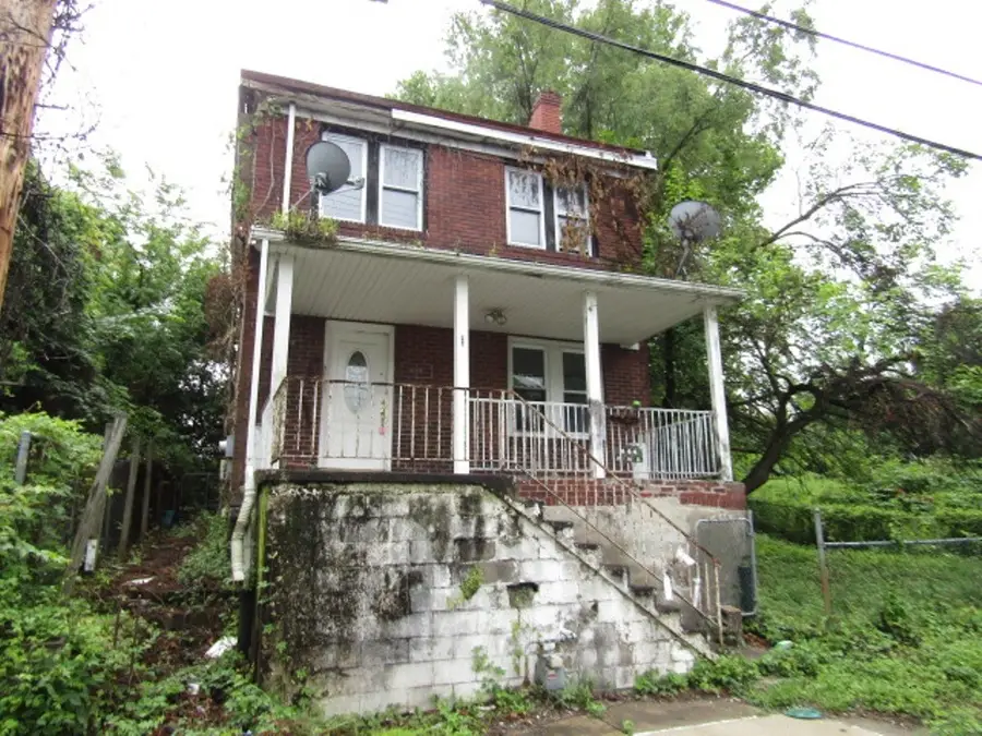 644 Paulson Ave, Pittsburgh, PA 15206 - #2