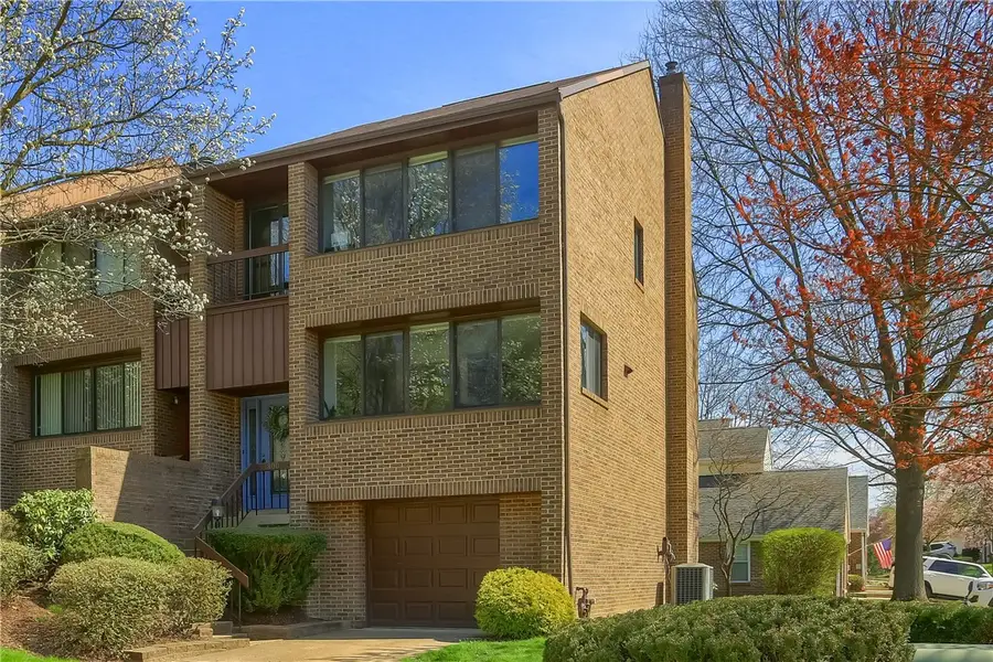 800 Fairways Dr, Oakmont, PA 15139 - #2
