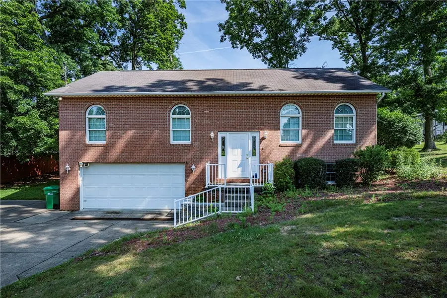 4135 Hopewell Ave, Butler, PA 16001 - #2