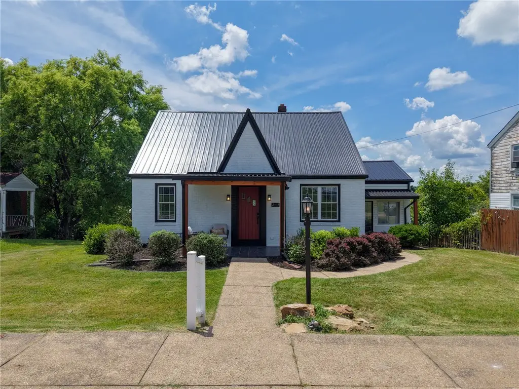 1405 Lincoln St, Monessen, PA 15062 - #1