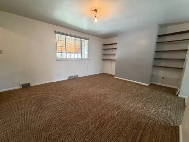 7728 Lyman St, Pittsburgh, PA 15221 - #3