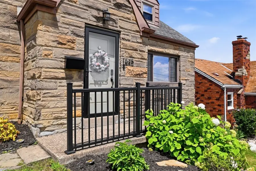 1645 Reamer Street, Pittsburgh, PA 15226 - #3