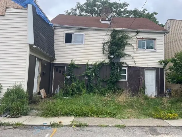 201-203-205 Fairview Avenue, Pittsburgh, PA 15220 - #1