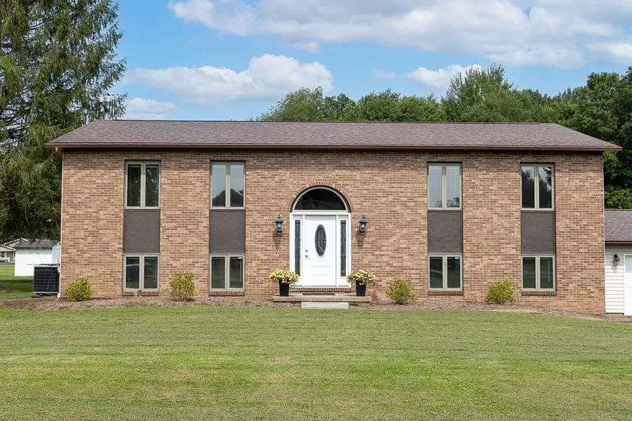 31 Aylesworth Way, Grove City, PA 16127 - #3