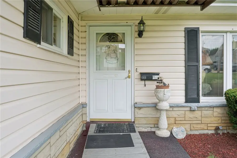 1313 Laurel Hill Drive, Homestead, PA 15120 - #3