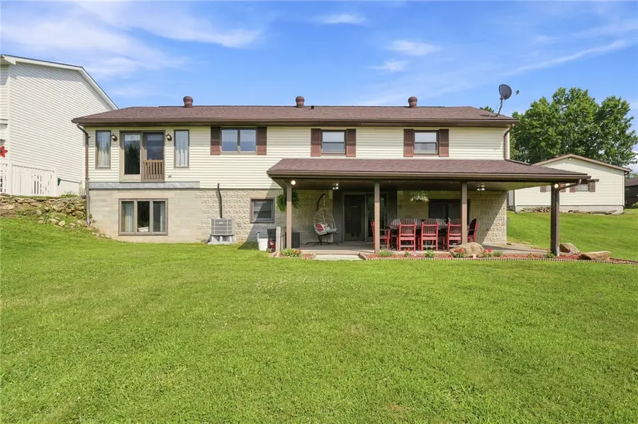 109 Carrousel St, Ford City, PA 16226 - #3