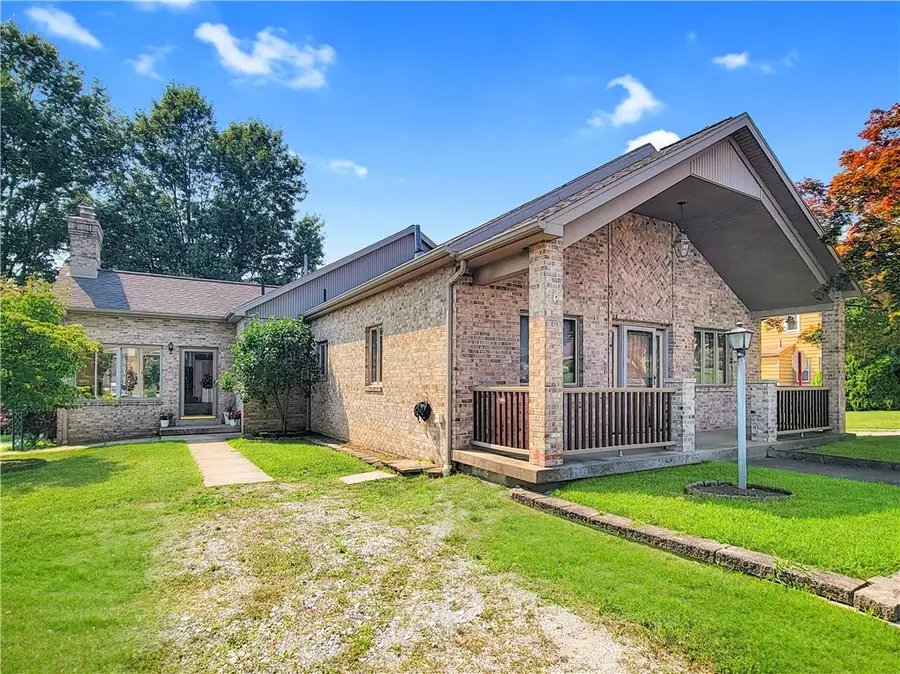 148 Speer St, Stowe, PA 15136 - #3