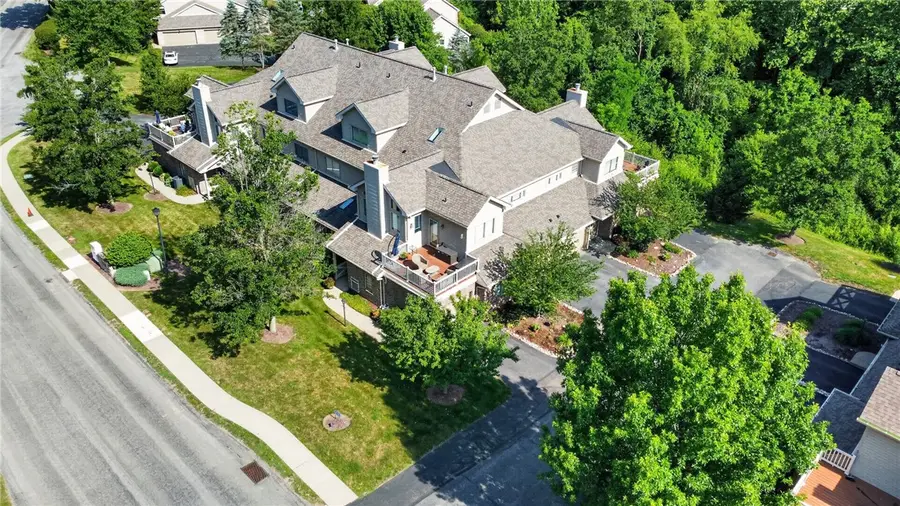 9106 Sundance Dr, Bridgeville, PA 15017 - #2