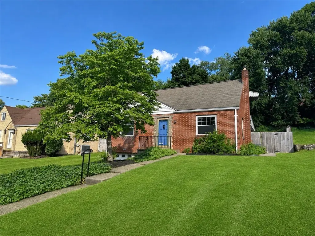 3109 Aniray Cir, Bethel Park, PA 15102 - #1