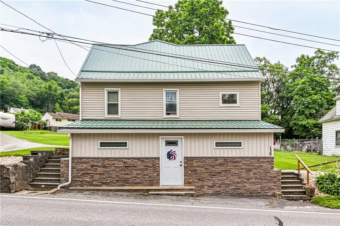 138 Penn Ave, Hollsopple, PA 15935 - #1
