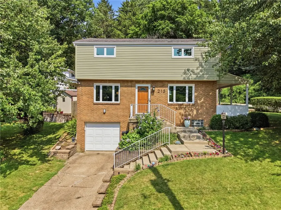 215 Forest Hills Rd, Pittsburgh, PA 15221 - #2