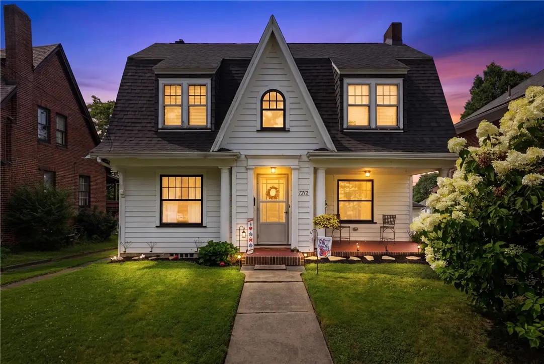 1272 Glenwood Dr, Sharon, PA 16146 - #1